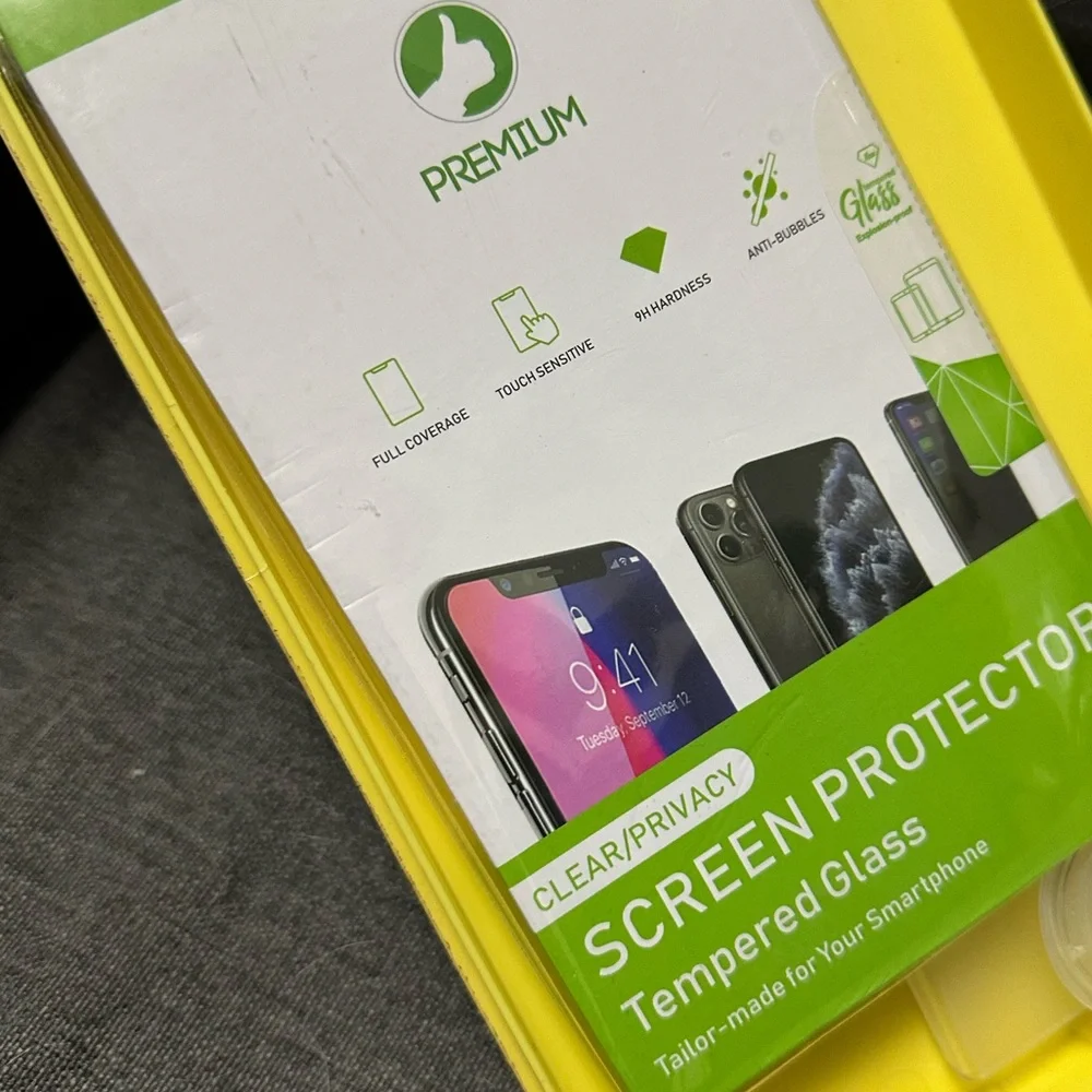 iPhone 12 / 12 Pro Screen Protector